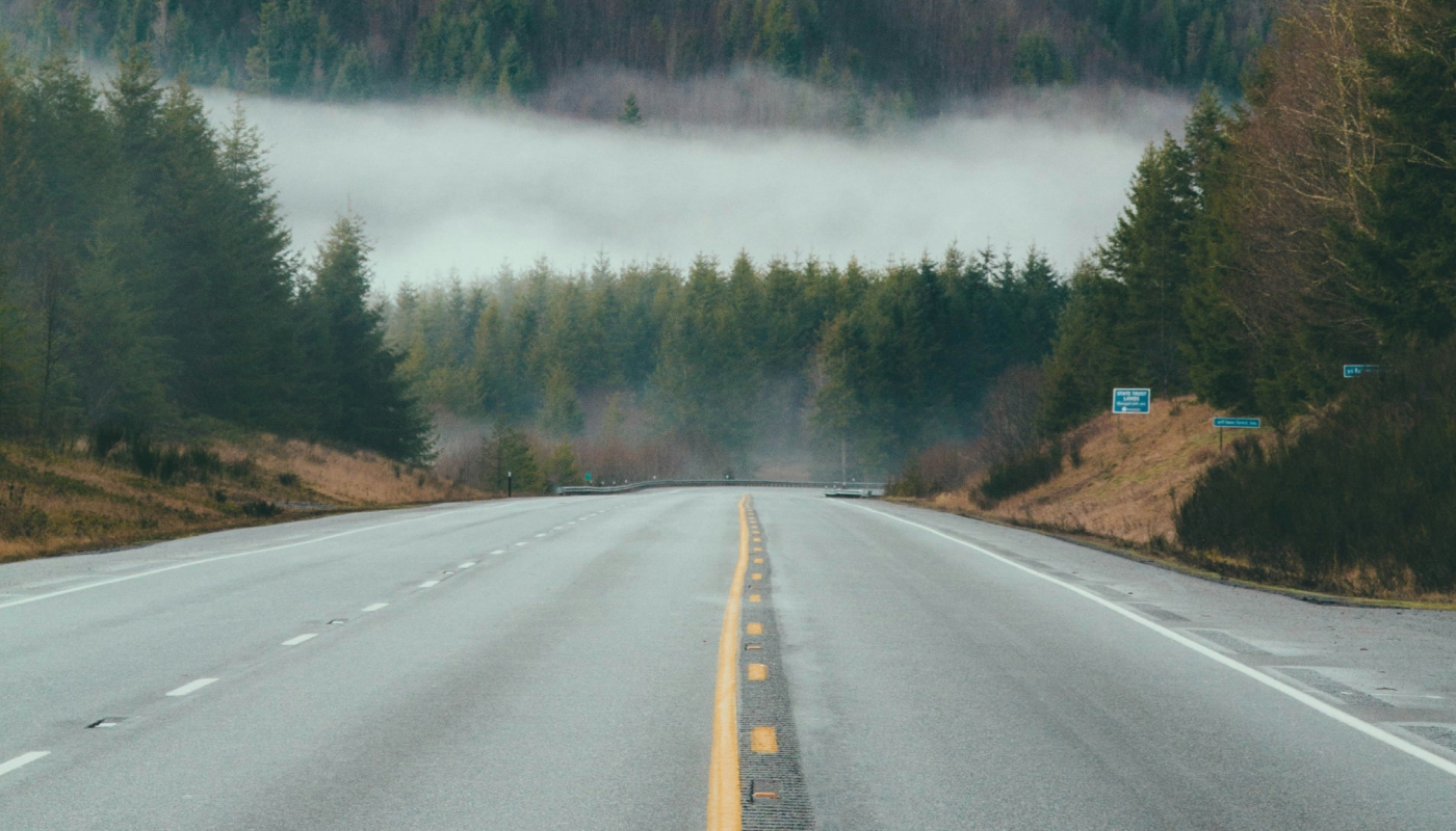 Ατελείωτα roadtrips σε φαινομενικά αέναους δρόμους σε κάθε γωνιά του πλανήτη